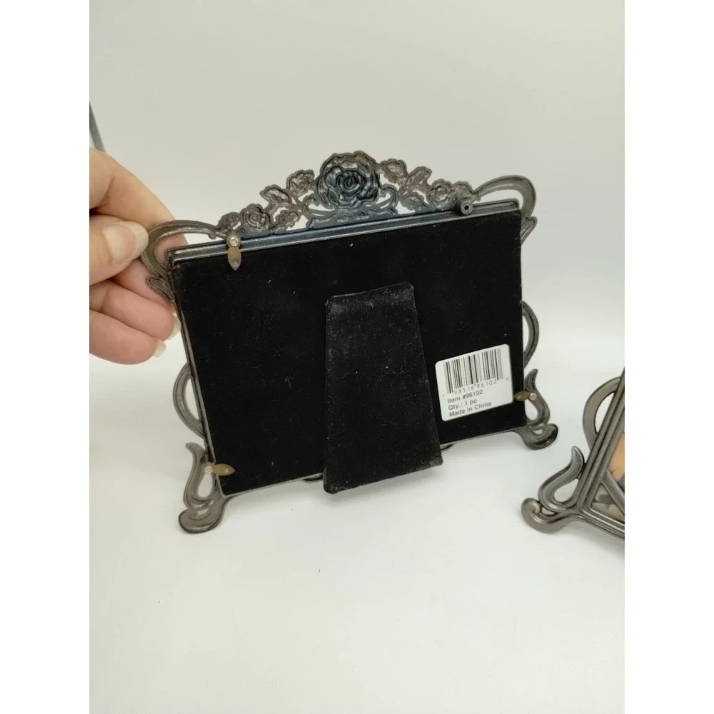 Set Of 2 Metal Floral Photo Frames For 4